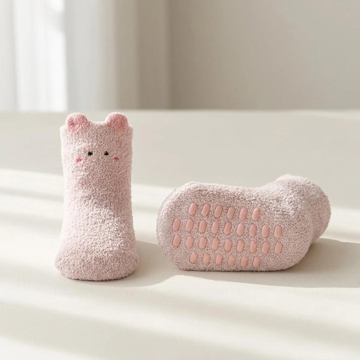 tinyyytales Grip Socks